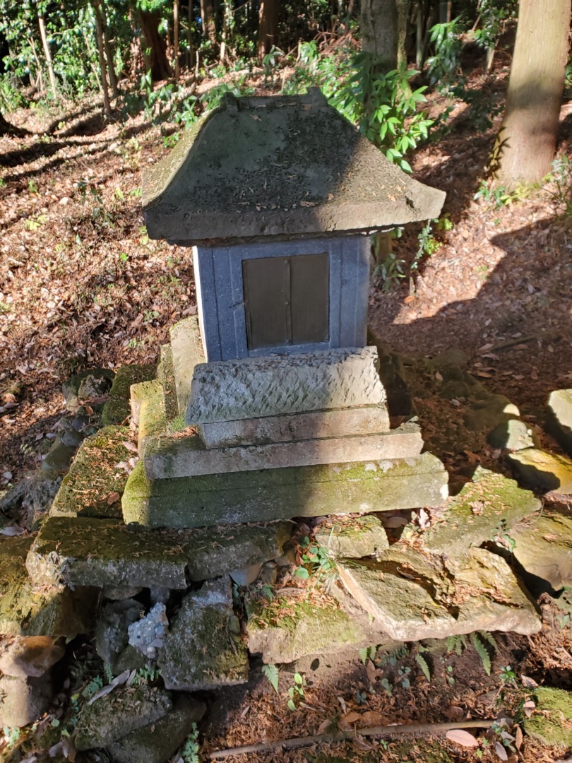 篠井神祠・箒根大明神