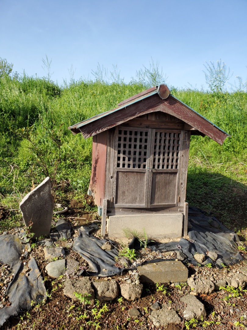 長良神社境内三峰社