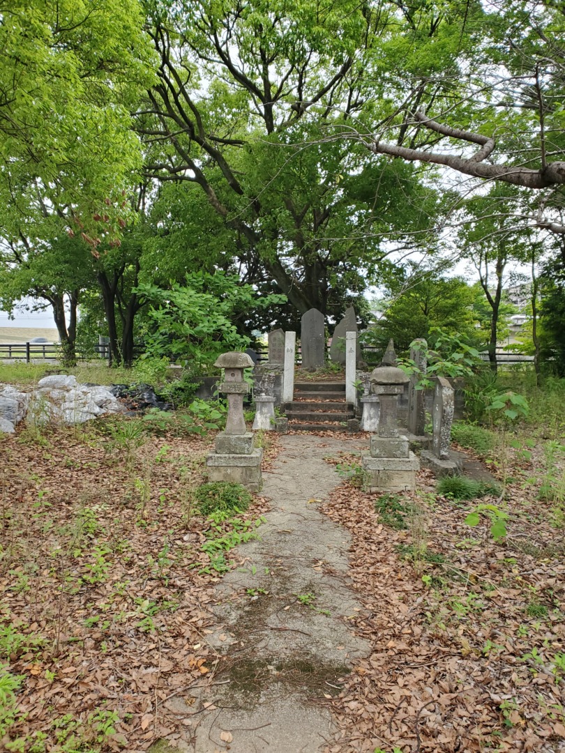 瀬戸井長良神社境内・御嶽信仰