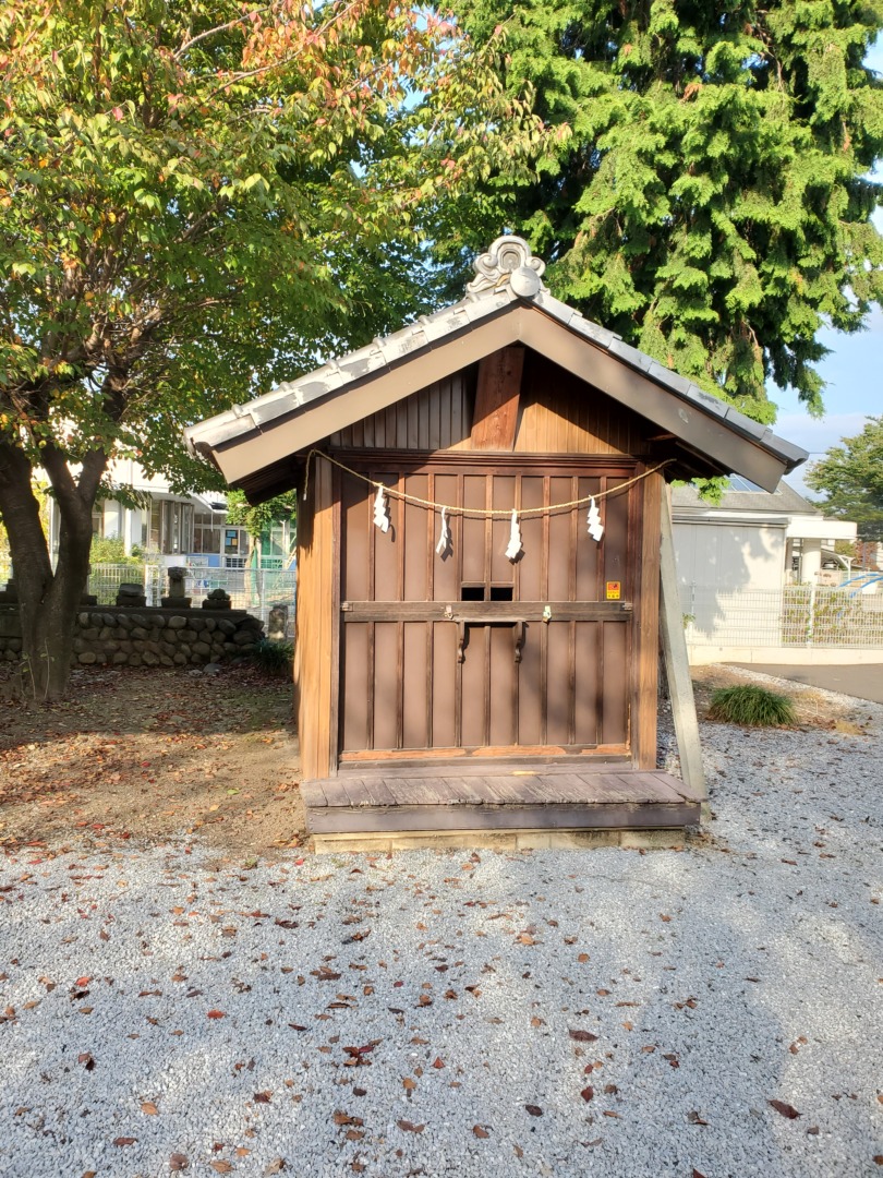 石上神社・境内社稲荷神社