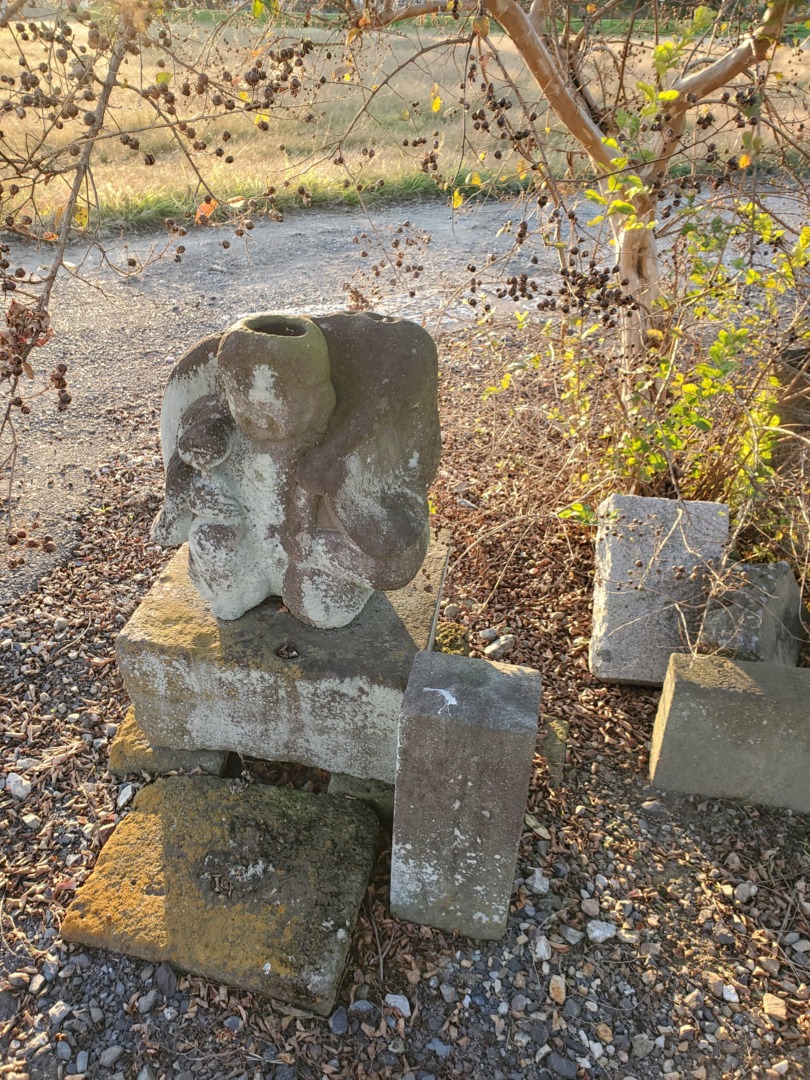 大黒天像(甲子塔？)・庚申塔