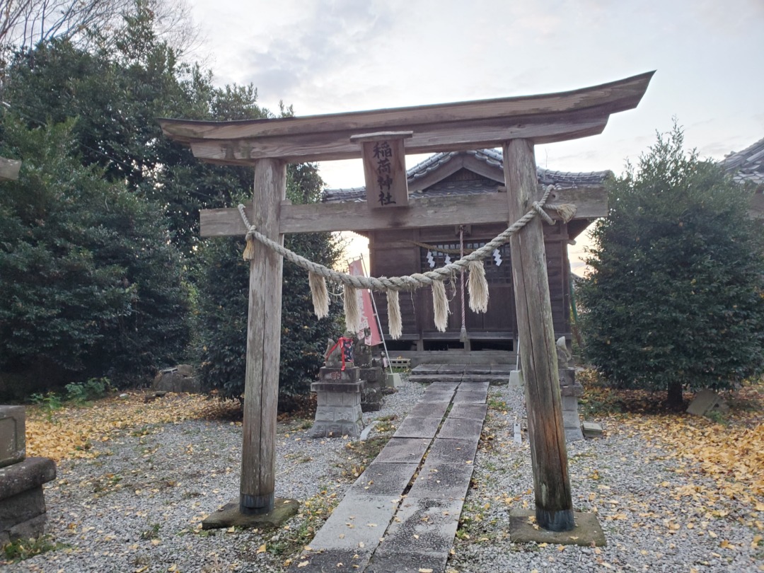 網戸神社境内・稲荷神社